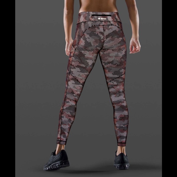 Lululemon Speed Tight V *SeaWheeze in High Tempo Camo Reflective Grey Multi - Picture 1 of 11